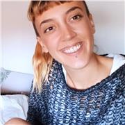 Soy Graduada en Bioquímica por la UCLM y tengo dos Máster, uno en Investigación Traslacional y Medicina personalizada y otro en Nutrición Humana por la UGR. Actualmente, estoy cursando el máster de formación al profesorado (especialidad Física y Química)